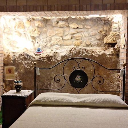 שאקה Guest House La Corte Normanna מראה חיצוני תמונה